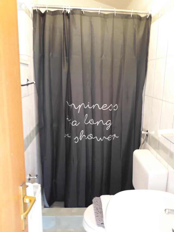 Ljudmila Doo Appartement Banjole Buitenkant foto