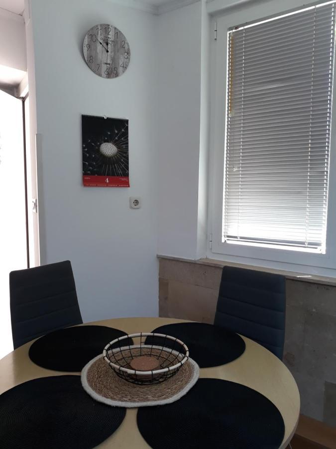Ljudmila Doo Appartement Banjole Buitenkant foto