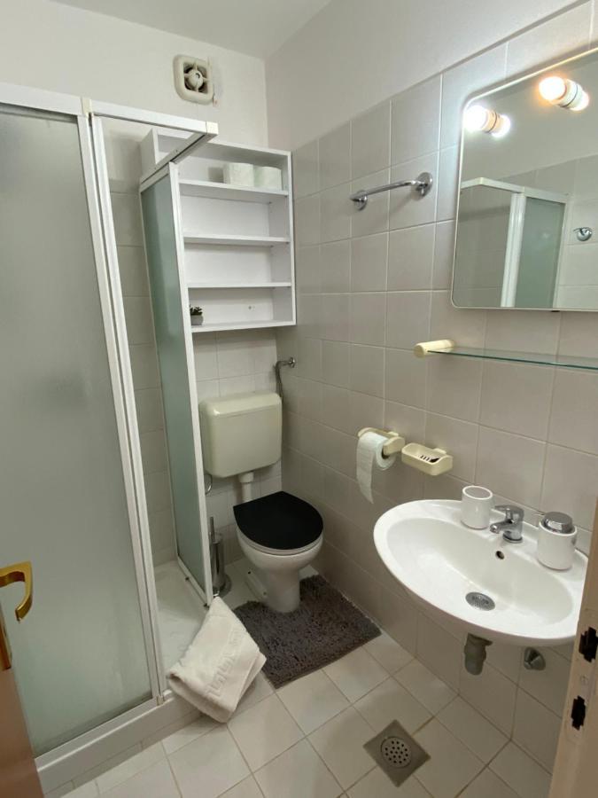 Ljudmila Doo Appartement Banjole Buitenkant foto